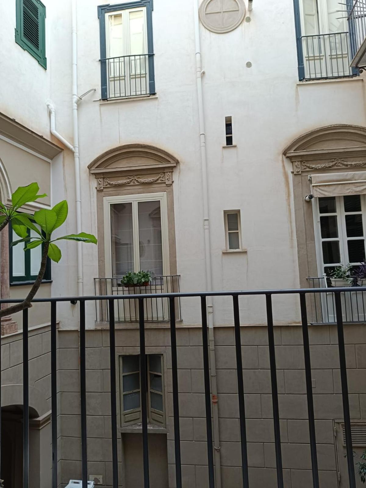 Apartamento La Dimora Della Kalsa Palermo Exterior foto
